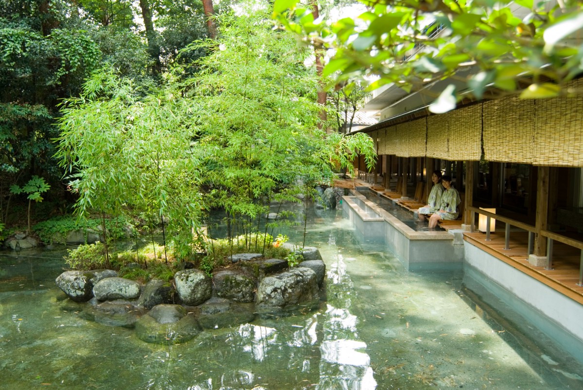 名湯百選に選ばれた温泉水で茹でるボロネーゼ専門店、下部温泉にオープン！