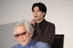 映画『キネマの神様』完成披露舞台あいさつに登場した前田旺志郎