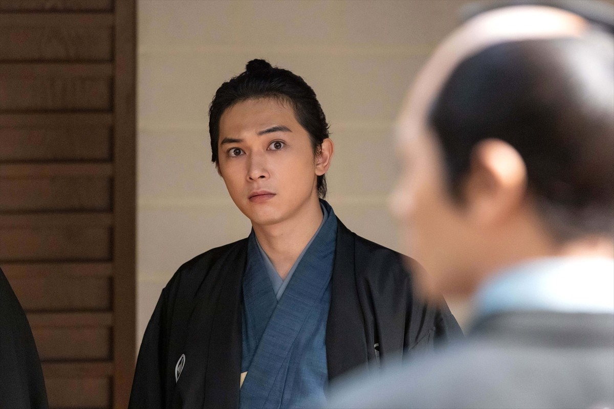『青天を衝け』“慶喜”草なぎ剛の軍服姿に歓喜の声「ちょんまげ洋装も素敵」
