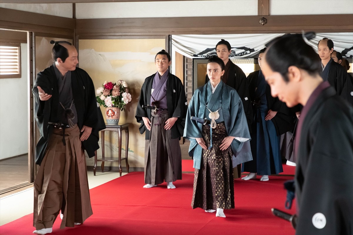 『青天を衝け』“慶喜”草なぎ剛の軍服姿に歓喜の声「ちょんまげ洋装も素敵」