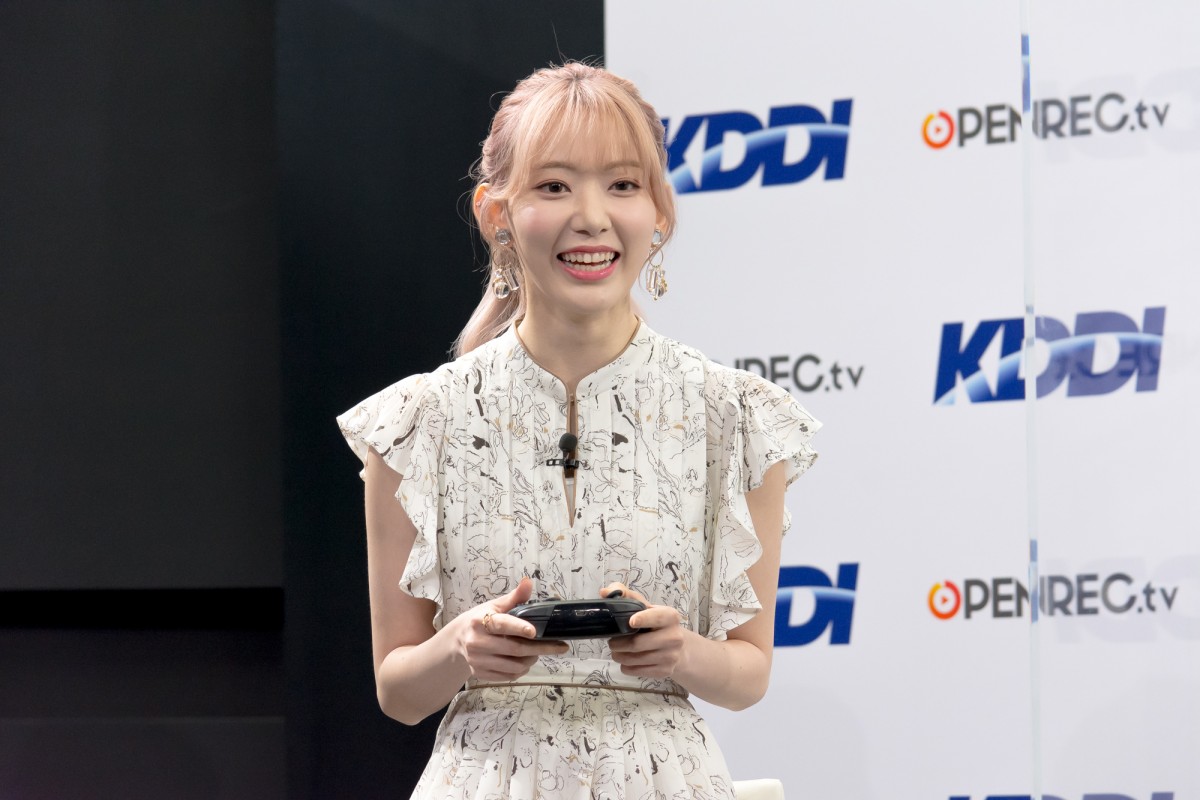 宮脇咲良、アイドル時代の七夕の願い事は「世界平和」　卒業後の今は「エイム力向上」