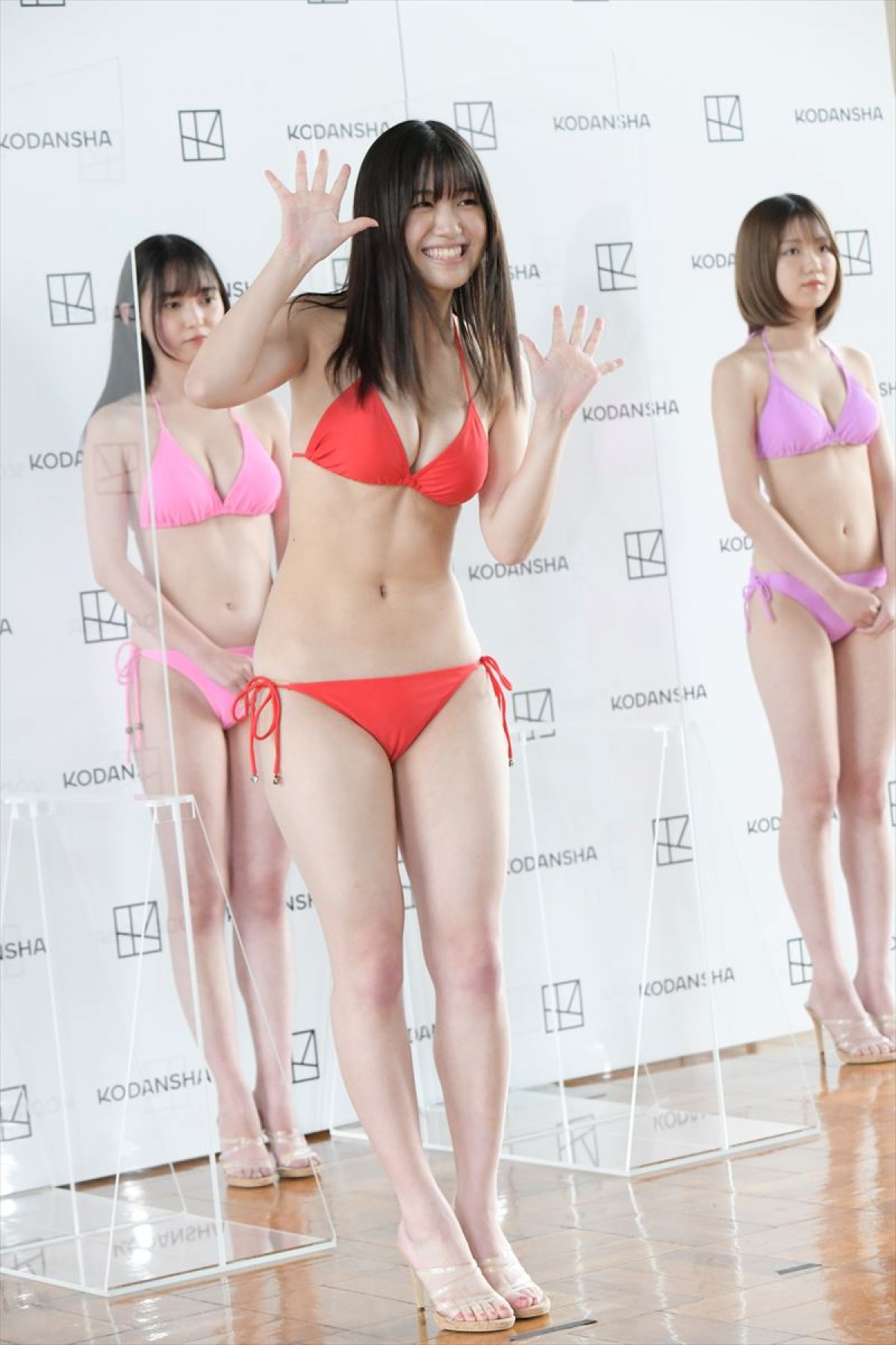 「ミスマガジン2021」ベスト16　“レスリングJK”山岡雅弥ら美少女がビキニ競演
