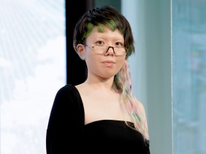 映画『竜とそばかすの姫』完成報告会見に登場した中村佳穂