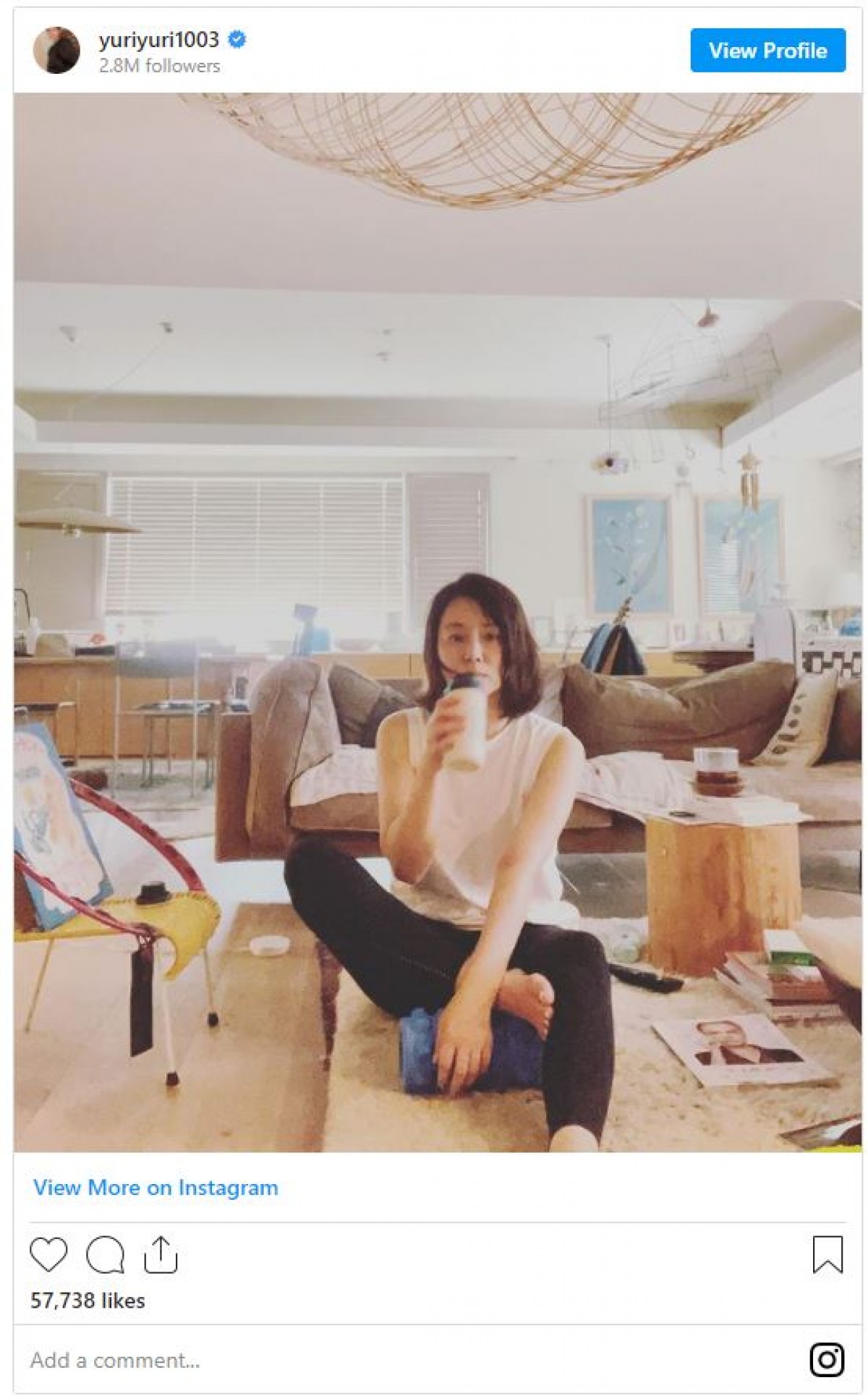 石田ゆり子、自宅での「だらけた自分」公開　ファン共感「親近感しかない」