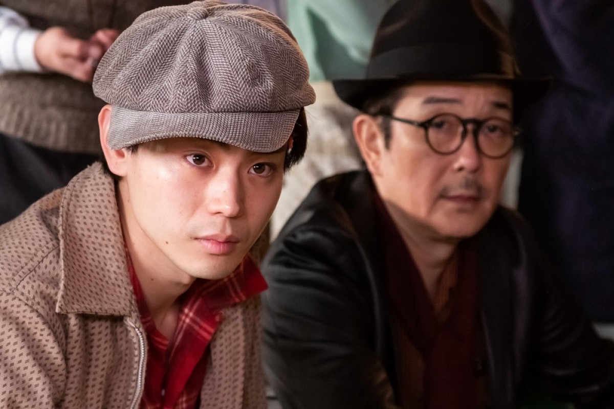 映画『キネマの神様』ゴウ(菅田将暉)と出水監督(リリー・フランキー)
