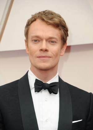 アルフィー・アレン