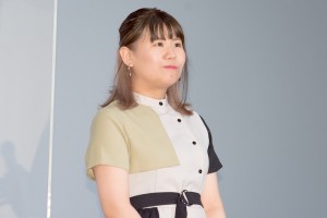 映画『100日間生きたワニ』初日舞台あいさつに登場したふくだみゆき監督