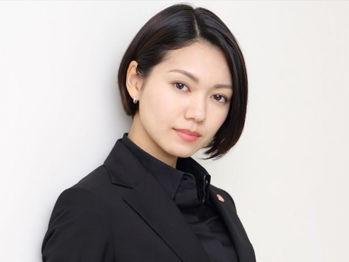 二階堂ふみがイメチェン！クールな編み込みヘアに反響　「めっちゃ可愛い」「似合うのさすが」