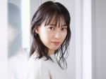 【写真】戸田恵梨香、上目づかいのオフショットに反響「姉さん素敵過ぎ」「マジで癒される」