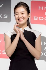 ファースト写真集『月間 恒松祐里　優』発売記念取材会に出席した恒松祐里