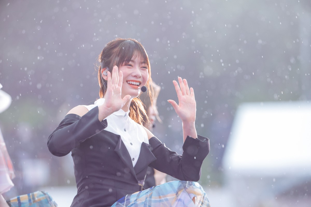 櫻坂46・日向坂46、合同ライブで“改名前楽曲”を披露　会場は一面“緑色”に＜W-KEYAKI FES. 2021＞