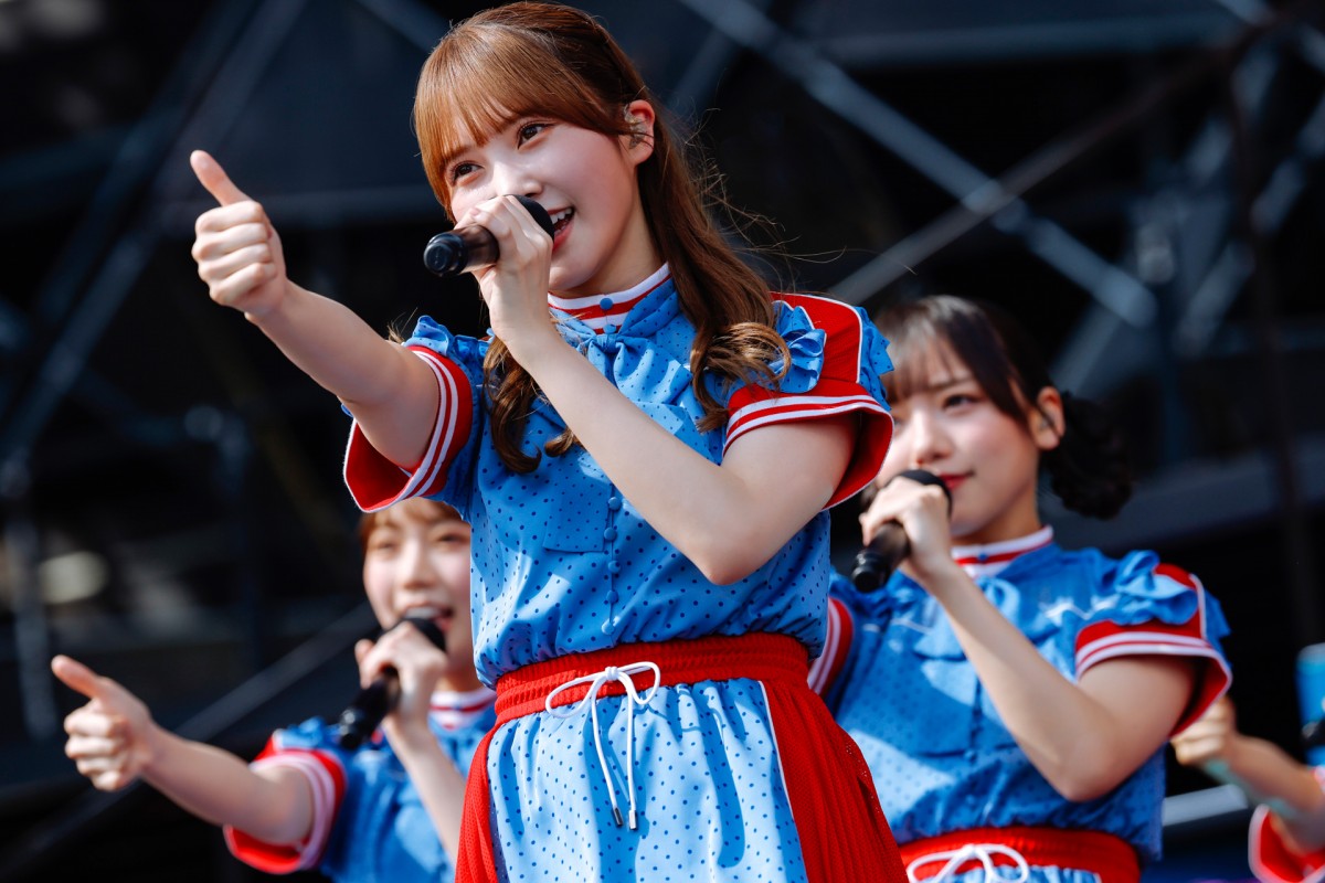 櫻坂46・日向坂46、合同ライブで“改名前楽曲”を披露　会場は一面“緑色”に＜W-KEYAKI FES. 2021＞