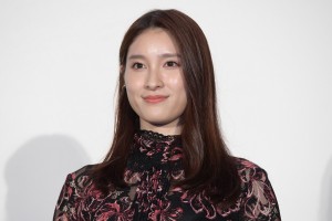 映画『鳩の撃退法』完成披露イベントに登場した土屋太鳳