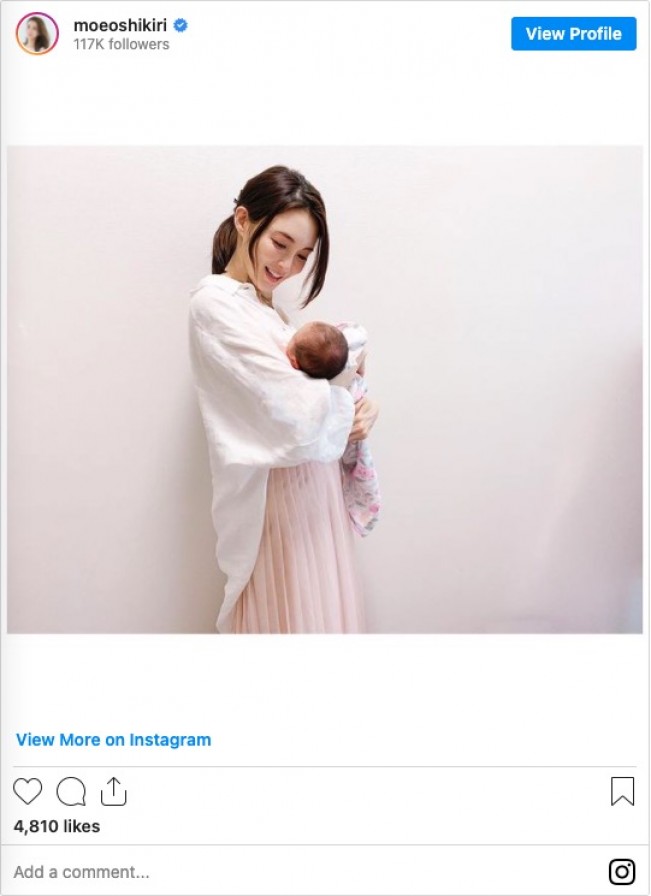 第2子出産を報告した押切もえ ※「押切もえ」インスタグラム
