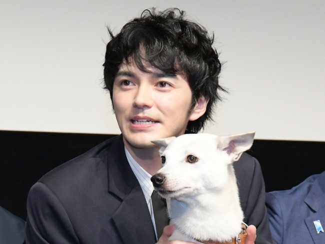 映画『犬部!』獣医学部学生ティーチインイベントに登場した林遣都