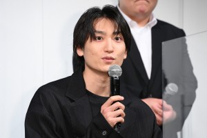 映画『サマーフィルムにのって』特別試写会イベントに登場した金子大地