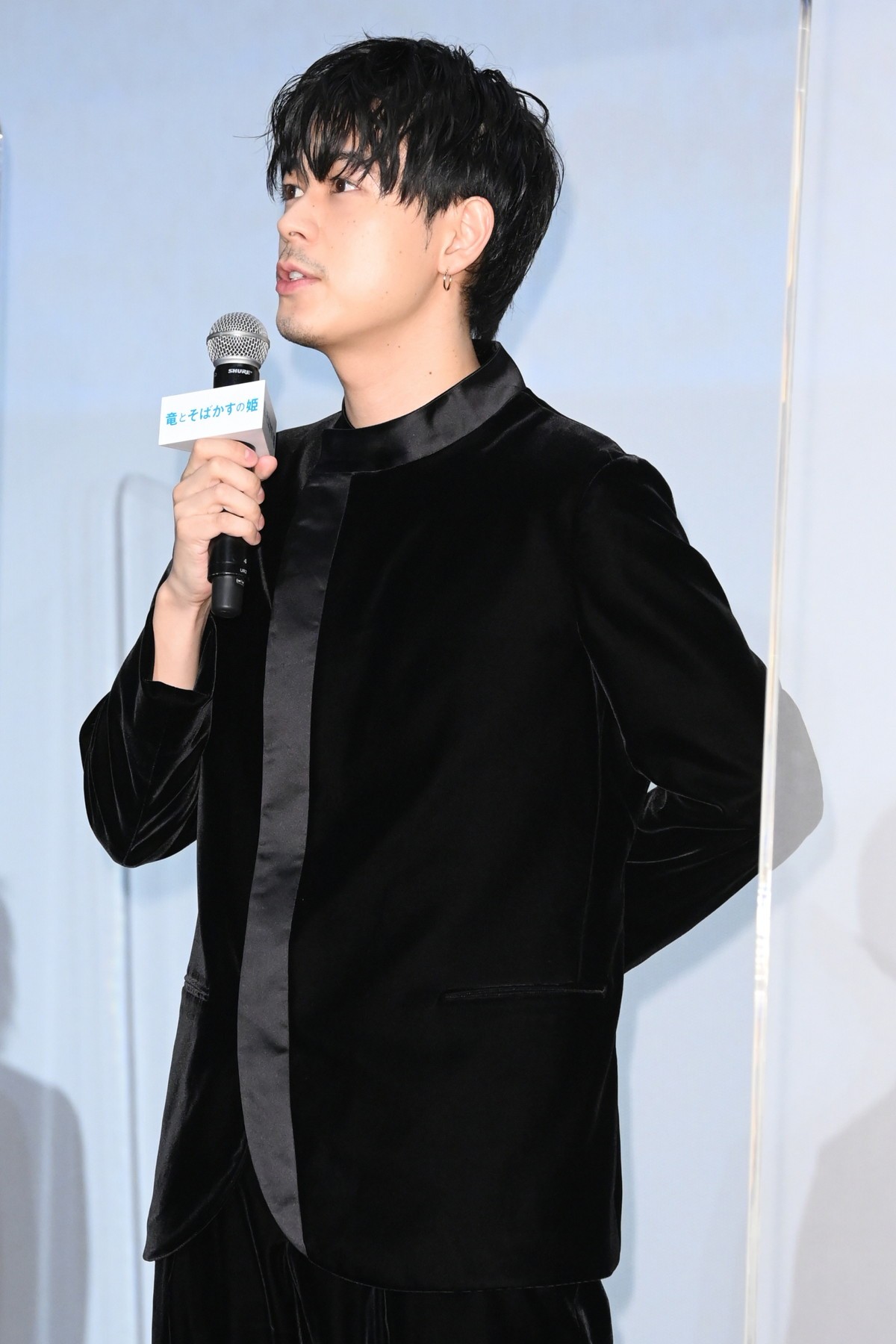 佐藤健、『竜とそばかすの姫』主演・中村佳穂を称賛「素晴らしい表現者」