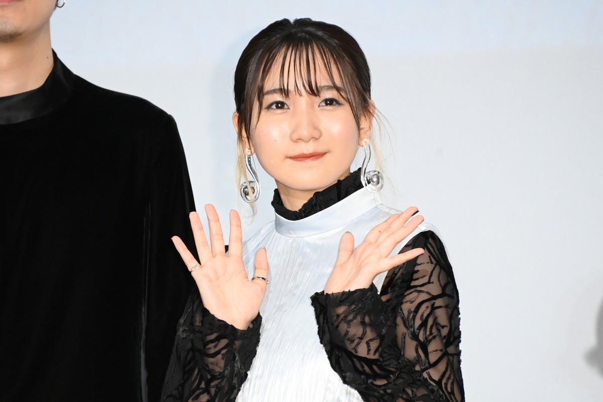 佐藤健、『竜とそばかすの姫』主演・中村佳穂を称賛「素晴らしい表現者」