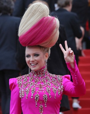 カンヌ国際映画祭に登場したエレナ・レニーナ（2016年）