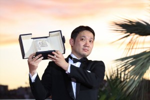 第74回カンヌ国際映画祭で脚本賞を受賞した『ドライブ・マイ・カー』濱口竜介監督