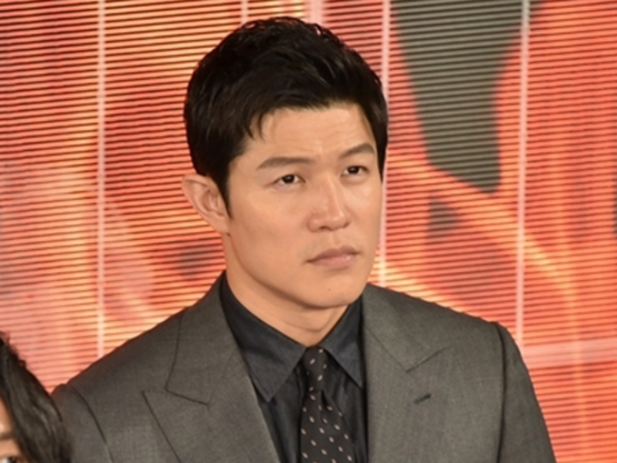 松坂桃李、役所広司から孤狼ライター受け継ぐ「個人的にお守りのように」