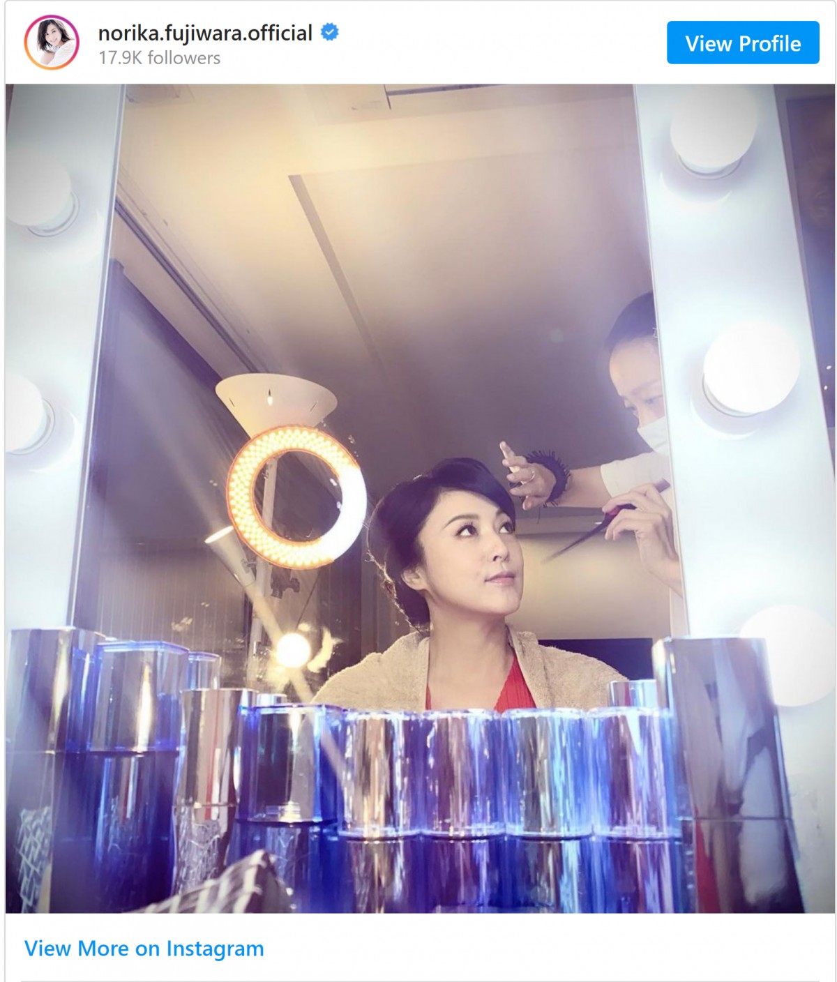 藤原紀香、女優ミラーできらめく豪華な自宅メイクルームを公開　「お美しい」「お姫様みたい」