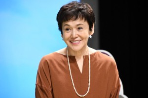 映画『岬のマヨイガ』完成披露試写会に登場した大竹しのぶ