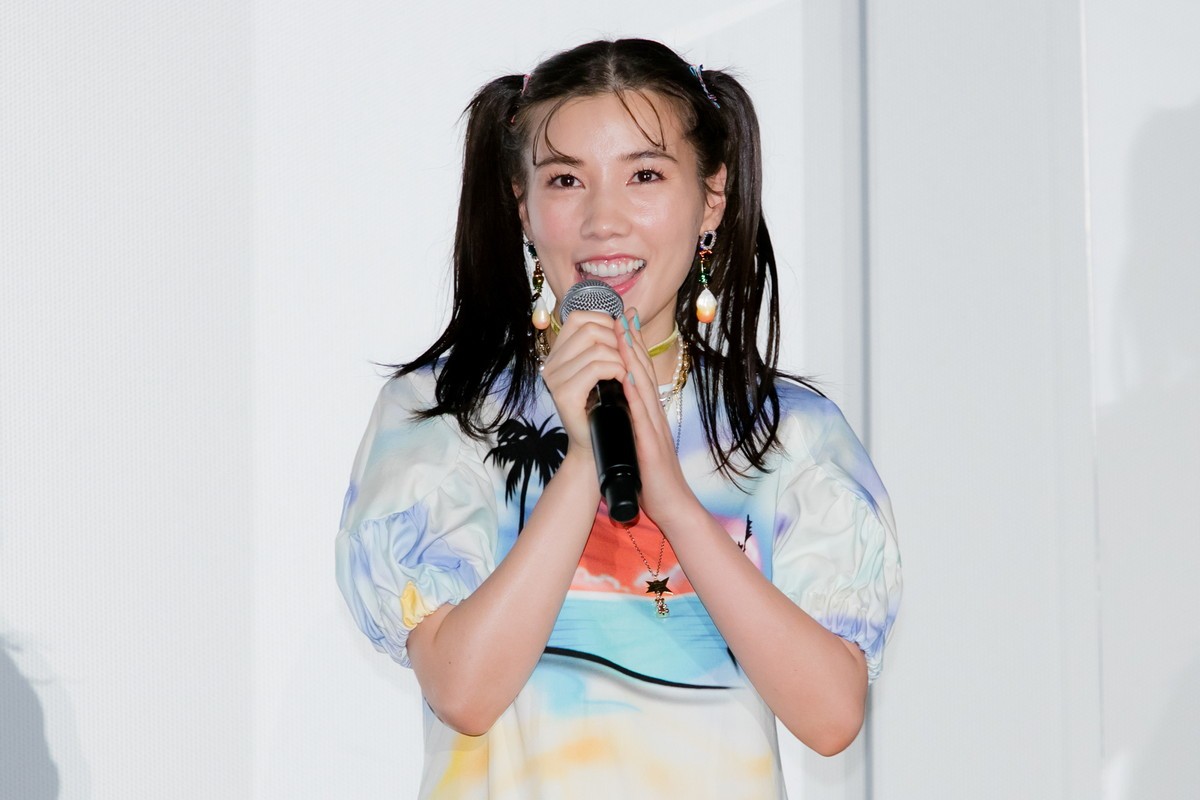 仲里依紗、“美少女”高校生時代の制服姿公開　夏休みの思い出は「一生卵かけご飯」