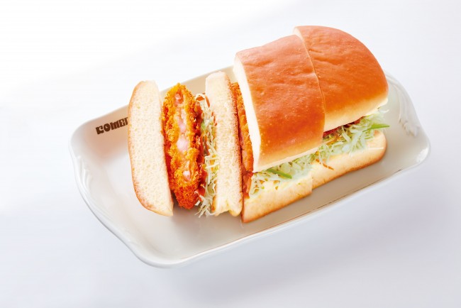 コメダ珈琲店「エビカリーパン」新登場！ 「新宿中村屋」とコラボした食欲そそる一品