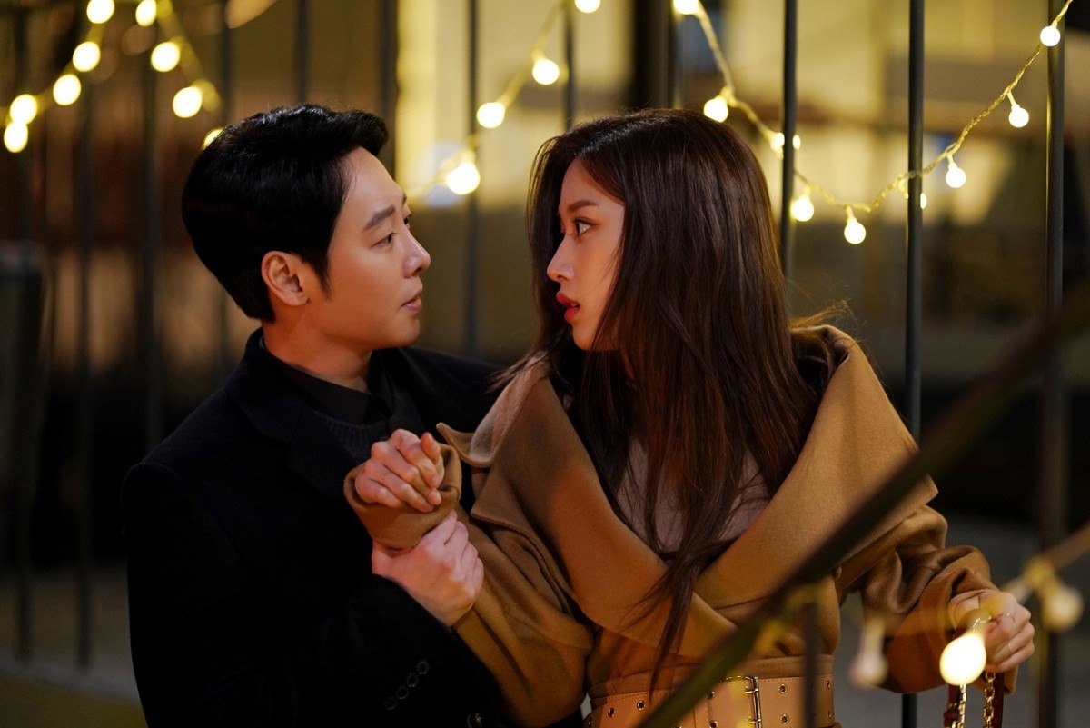 『その男の記憶法』ムン・ガヨン、女神級の美しさを放つドレス姿　場面カット公開