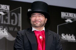 「HIGEMEN AWARDS 2021」授賞式に登場した髭男爵・山田ルイ53世