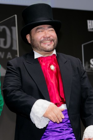 「HIGEMEN AWARDS 2021」授賞式に登場した髭男爵・山田ルイ53世