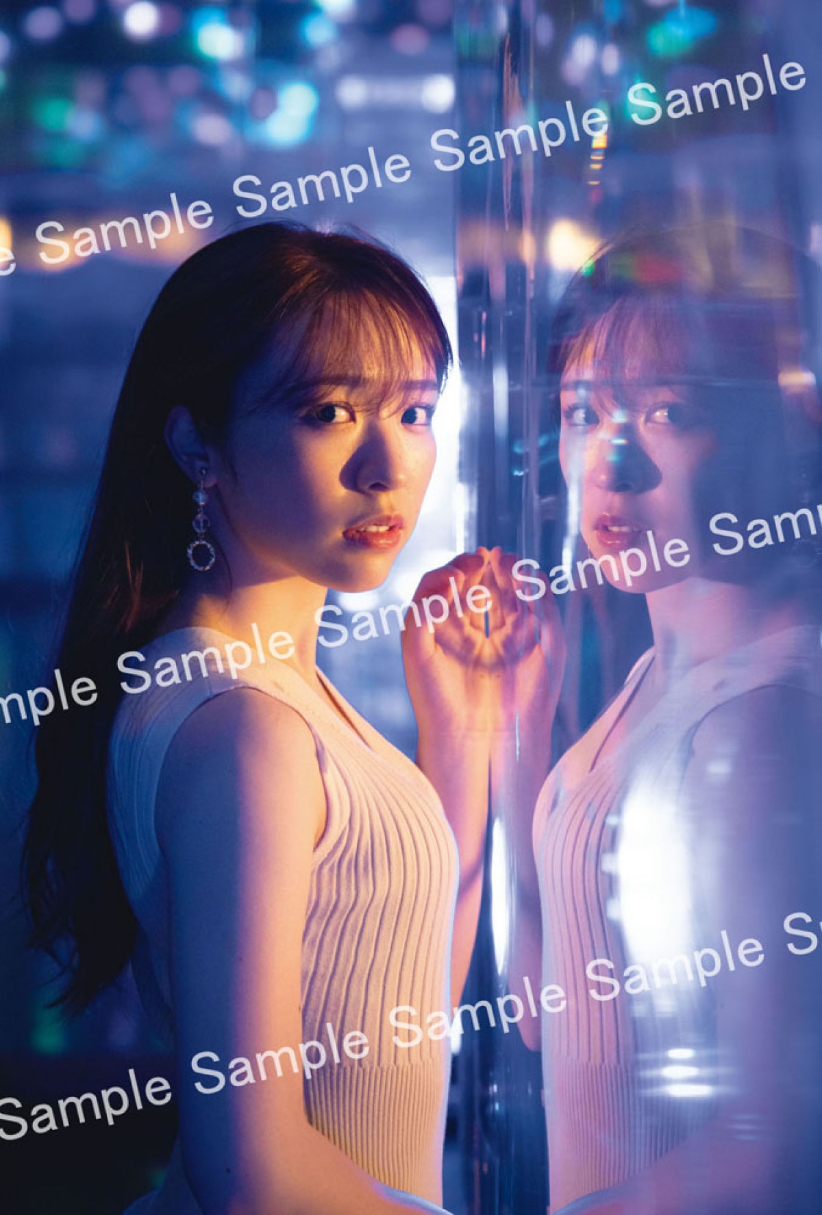 乃木坂46・渡辺みり愛1st写真集、書店限定ポストカード公開