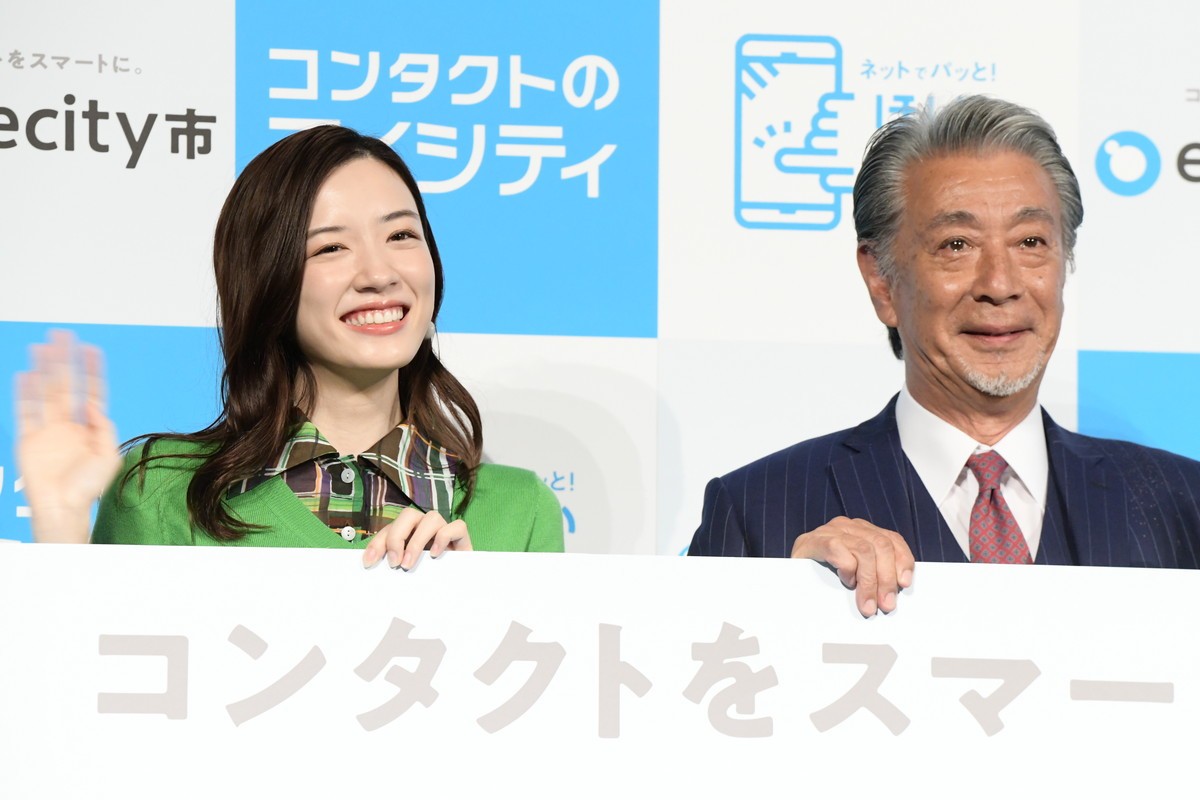 永野芽郁、コロナ復帰後イベントで満点の笑顔　初対面の高田純次は「ものすごくスマート」