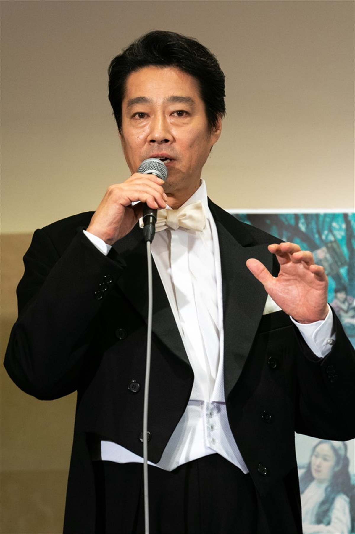 中島裕翔「アイドル活動より長く飛んでいる」　ピーターパン役で空中飛行に挑戦