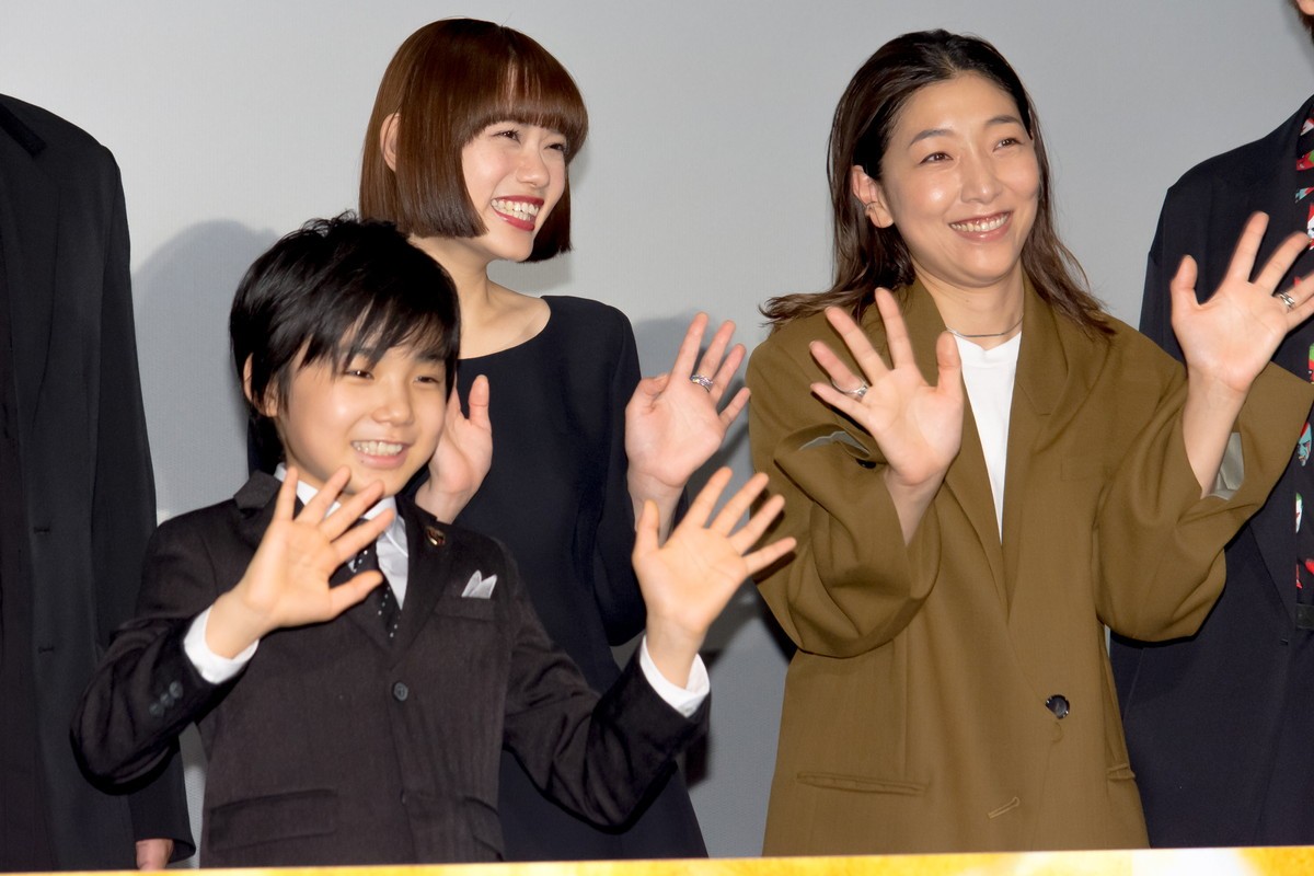 大島優子、結婚発表後初の公の場　祝福に「ありがとうございます」と笑顔