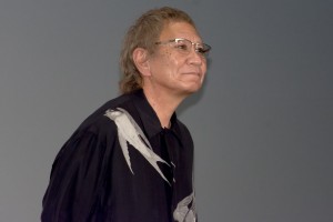 映画『妖怪大戦争 ガーディアンズ』初日舞台あいさつに登場した三池崇史監督