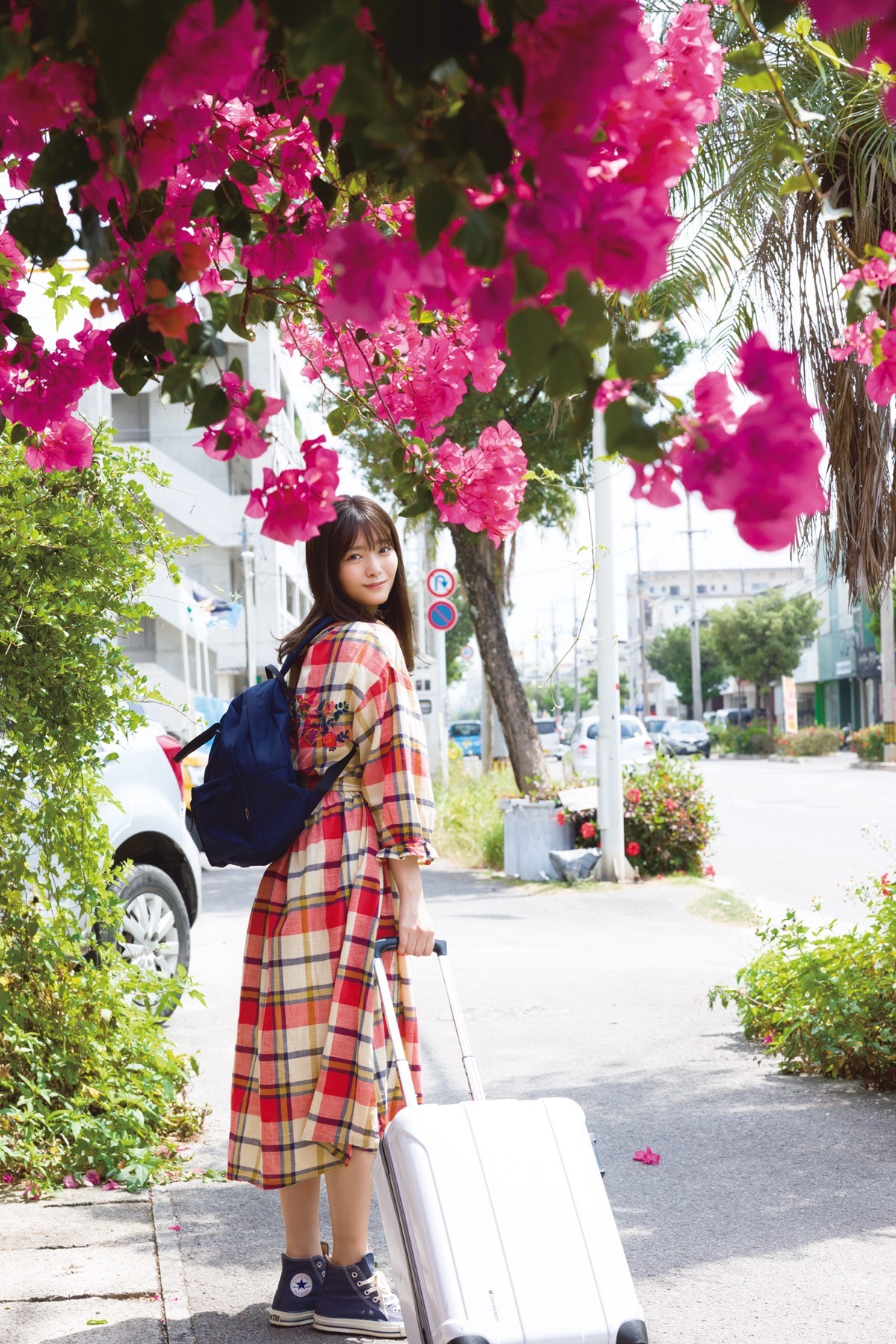 櫻坂46・田村保乃1st写真集、裏表紙4種類公開　秋元康の帯コメントも