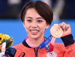 東京五輪、体操女子・種目別床運動銅メダリストの村上茉愛