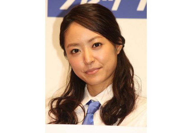 紅組司会 井上真央の衣装デザインを一般公募で決定 紅白史上初の大胆企画がスタート 11年11月15日 エンタメ ニュース クランクイン