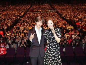 チャンミン＆イ・ヨニ  「パラダイス牧場 Premium Event 2011」  （C）S.M. ENTERTAINMENT＆SAMHWA NETWORKS 2011 All Rights Reserved