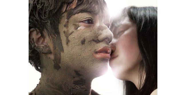 ヒミズ は今だからこそ見ておくべき 今しか感じられないものがある映画 12年1月13日 映画 コラム クランクイン ヒミズ は今だからこそ見ておくべき 今しか感じられないものがある映画 12年1月13日 映画 コラム クランクイン
