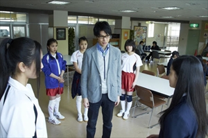 映画 鈴木先生 の追加キャスト決定 長谷川演じる鈴木先生に強力ライバル出現 12年3月14日 映画 ニュース クランクイン