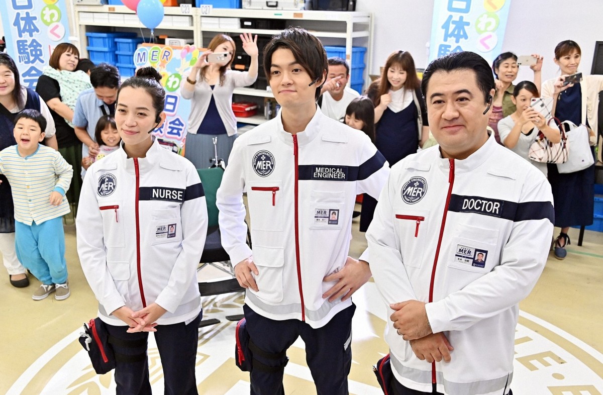 『TOKYO MER』“音羽”賀来賢人、“涼香”佐藤栞里につぶやいた一言にネット悶絶「可愛さビッグバン」