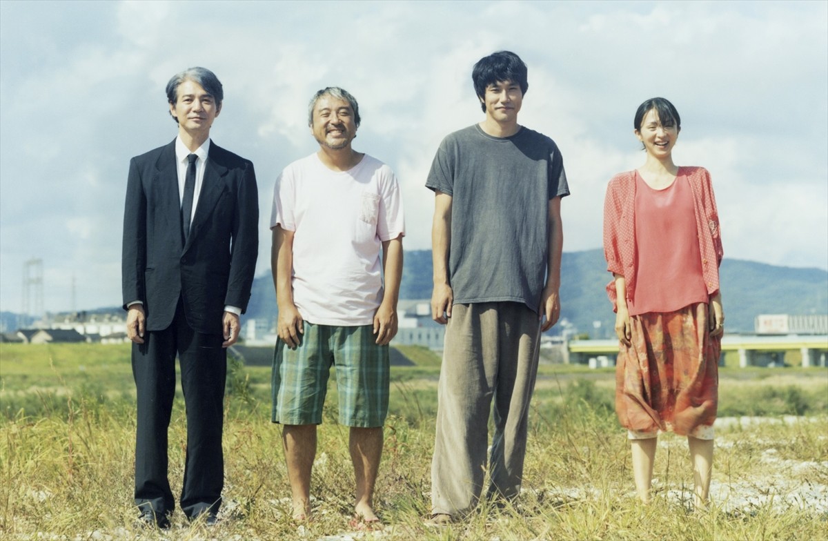 松山ケンイチ＆ムロツヨシが2人ご飯 『川っぺりムコリッタ』場面写真一挙公開