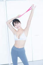 【写真】“美ボディ正統派美女”川瀬もえ、清楚な純白ランジェリー姿も　自己最多16pグラビア