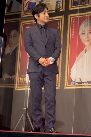 映画『総理の夫』完成披露試写イベントに登場した片岡愛之助