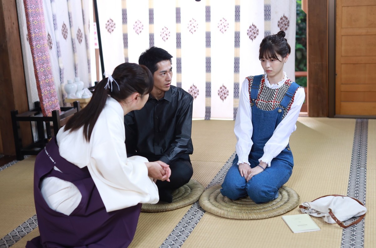 『言霊荘』 怪奇現象の連続に“コトハ”西野七瀬を怪しむ声「1番怖い」「なんかあるよね」