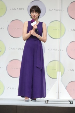 吉瀬美智子、「CANADEL 新CM発表会」に登場
