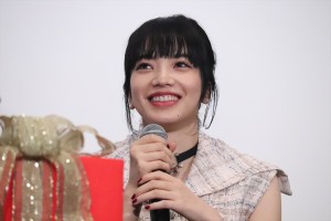 映画『恋する寄生虫』女性限定試写会トークイベントに登場した小松菜奈
